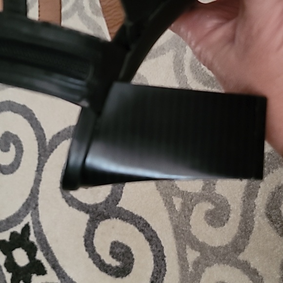 CP "Hayden" 10W black block style heels zipper medial foot gladiator style - Picture 9 of 11